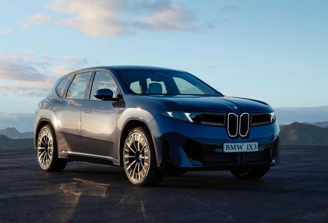 BMW iX3