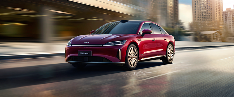 The Chery A9L, having surpassed monthly sales of 10,000 units since its launch, establishes a strong market presence with its premium design